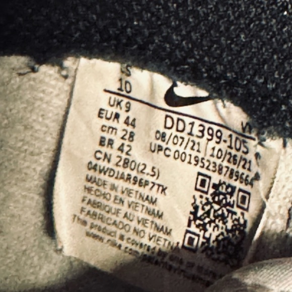 Nike Black and White Panda Dunk Sneakers main image 7